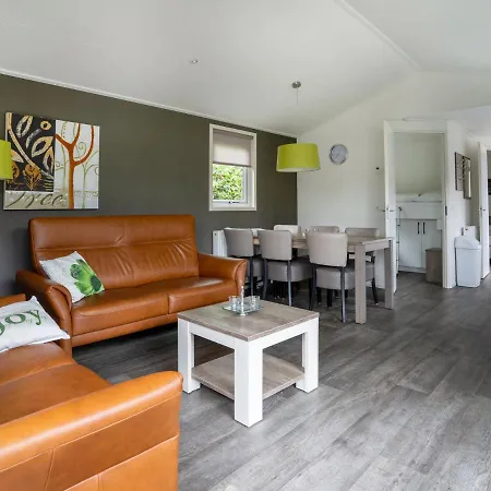 Holiday home Alluring Holiday In With Garden *